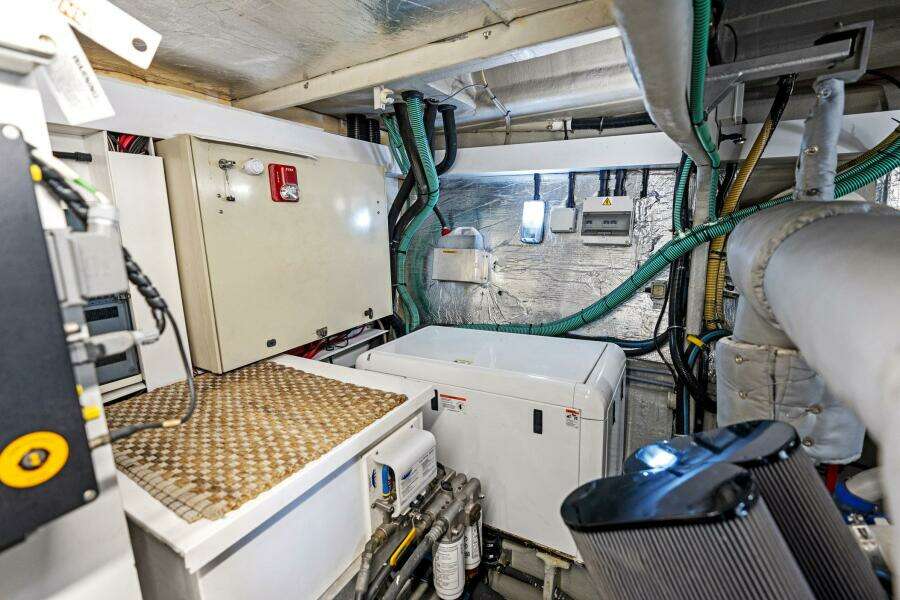 2006 Sunseeker 75 Yacht