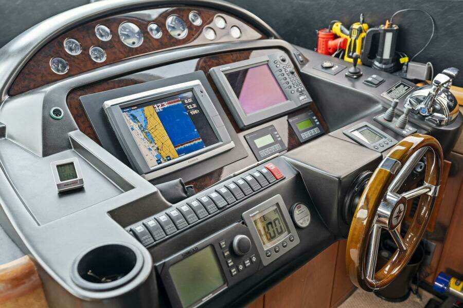 2006 Sunseeker 75 Yacht