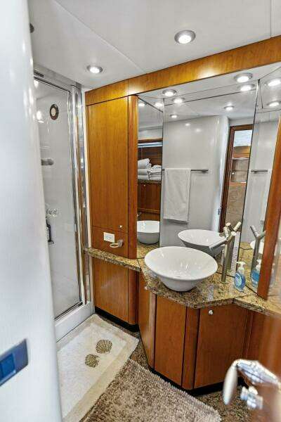 2006 Sunseeker 75 Yacht
