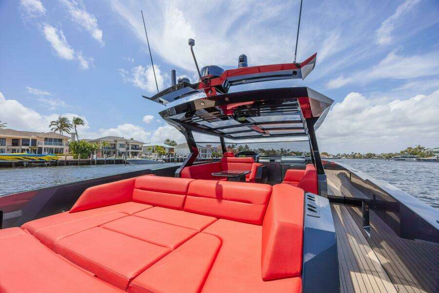 2023 Vanquish Yachts VQ58