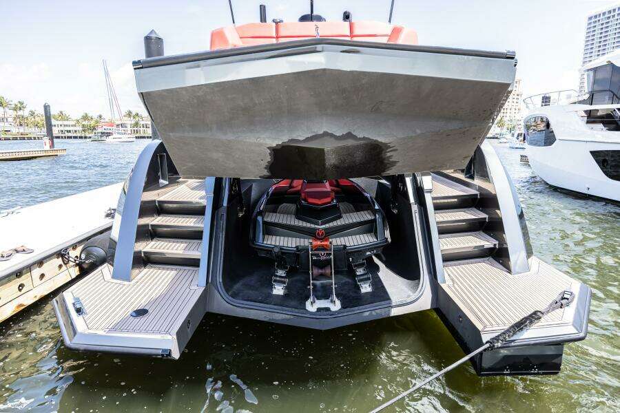 2023 Vanquish Yachts VQ58