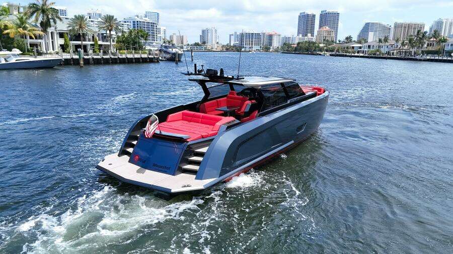 2023 Vanquish Yachts VQ58
