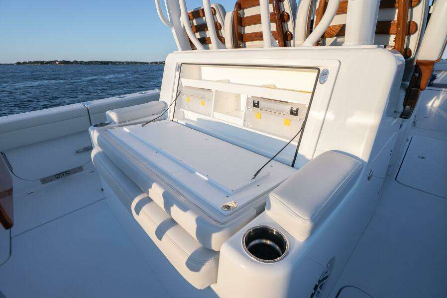 2026 Costa Custom 34sv