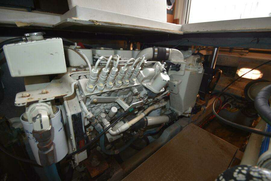 2001 Luhrs 340 Convertible Power 9793673 978240387 0 140520250907 51