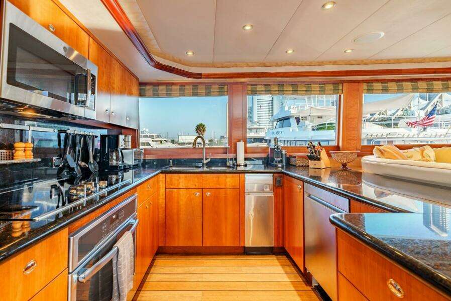 2003 Westport Cockpit Motor Yacht