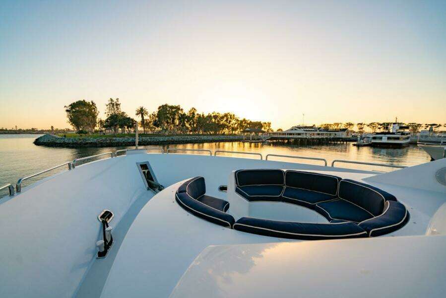 2003 Westport Cockpit Motor Yacht