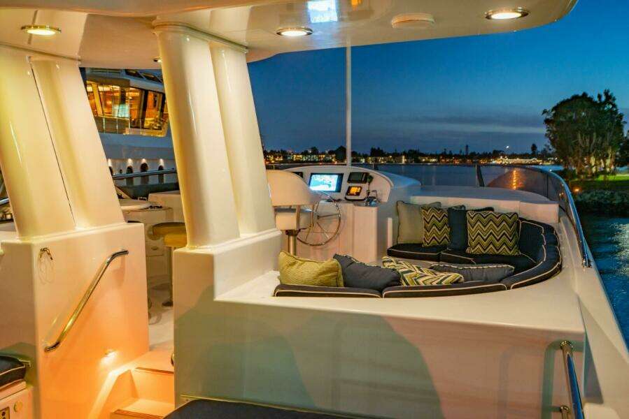 2003 Westport Cockpit Motor Yacht