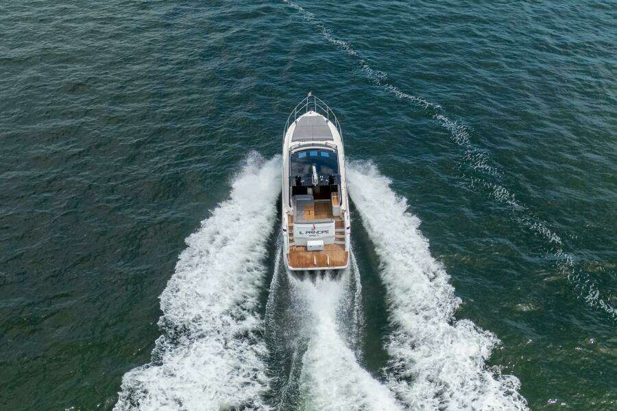 2012 Princess V52