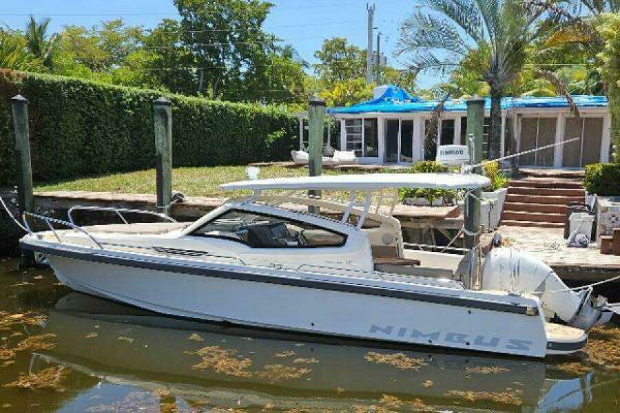 2020 Nimbus Weekender 9