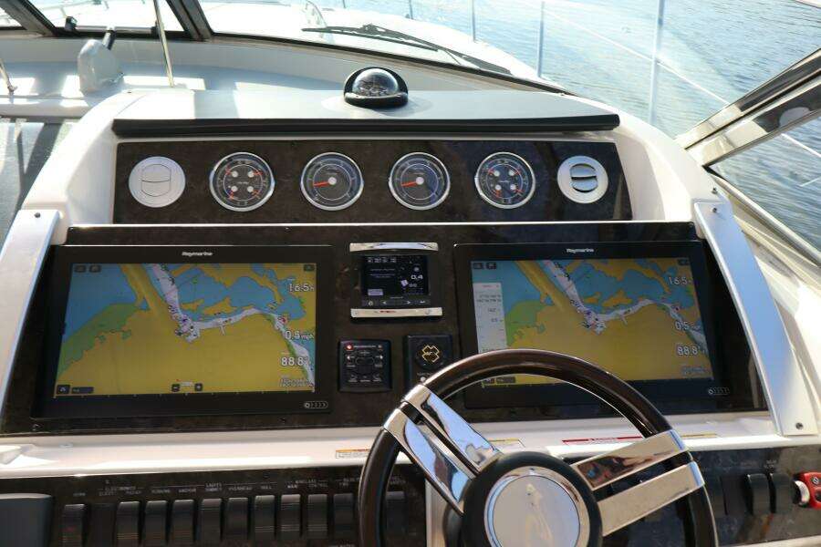 2015 Sea Ray 410 Sundancer- SOMEDAY- Helm