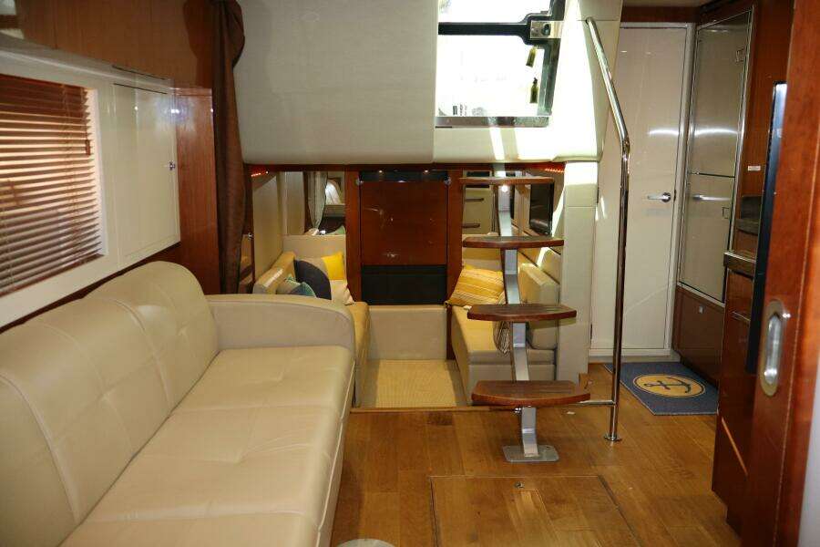 2015 Sea Ray 410 Sundancer- SOMEDAY- Salon