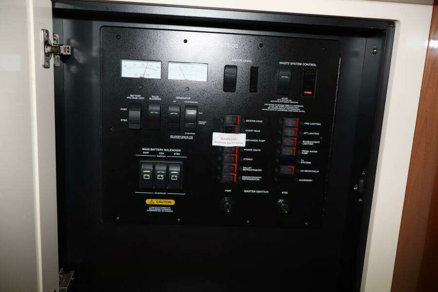 2015 Sea Ray 410 Sundancer- SOMEDAY- Breakers