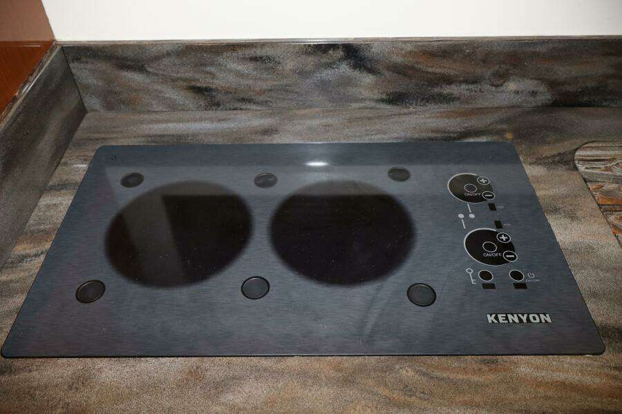 2015 Sea Ray 410 Sundancer- SOMEDAY- Galley