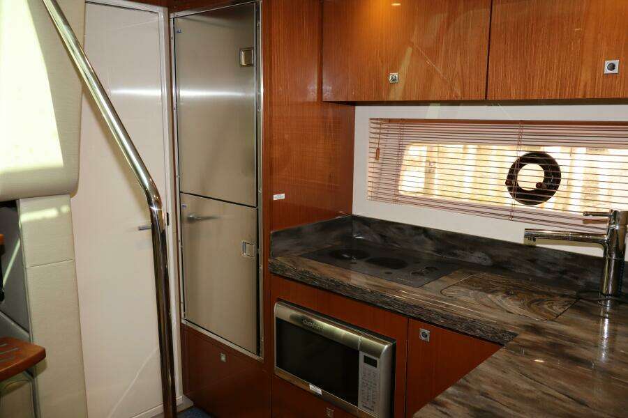 2015 Sea Ray 410 Sundancer- SOMEDAY- Galley