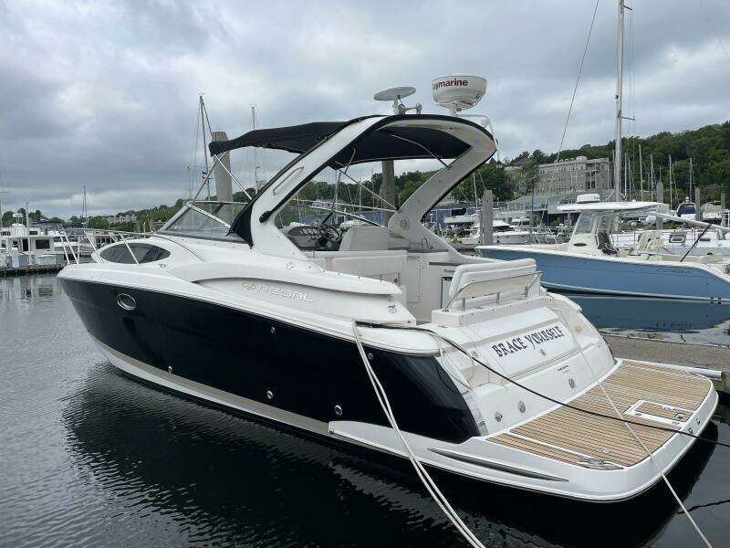 2007 Regal 3360 Window Express