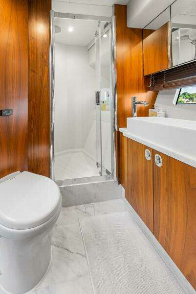 2016 Sunseeker Manhattan 65