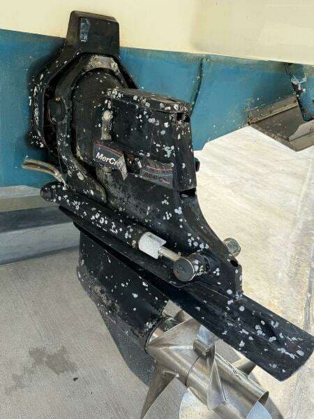 2014 Sea Ray 270 SLX boat propeller with barnacles, showcasing marine wear.