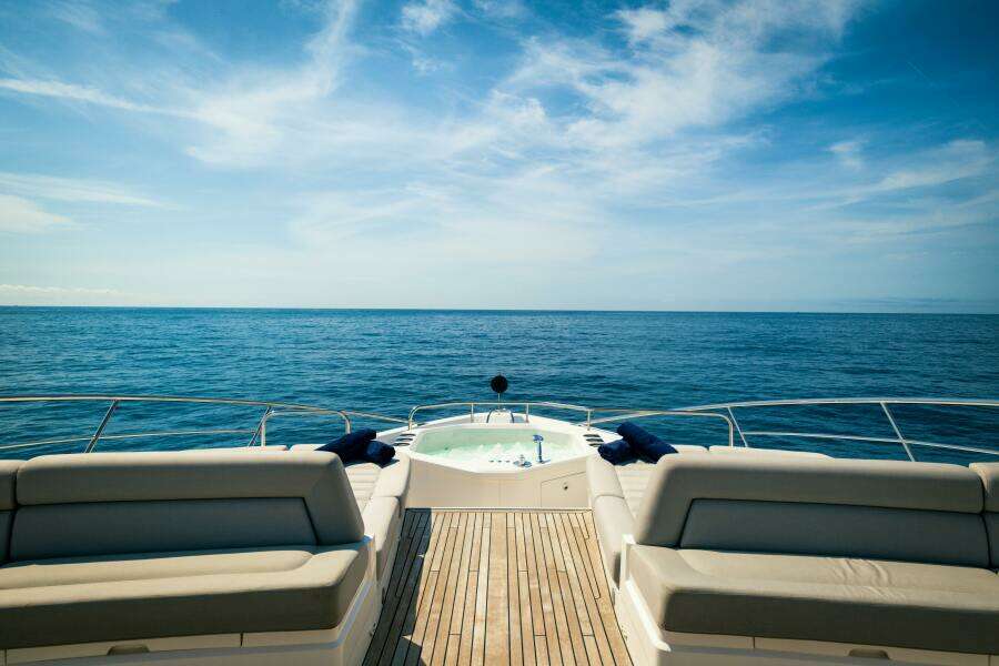 2018 Sunseeker Sunseeker 116 Yacht