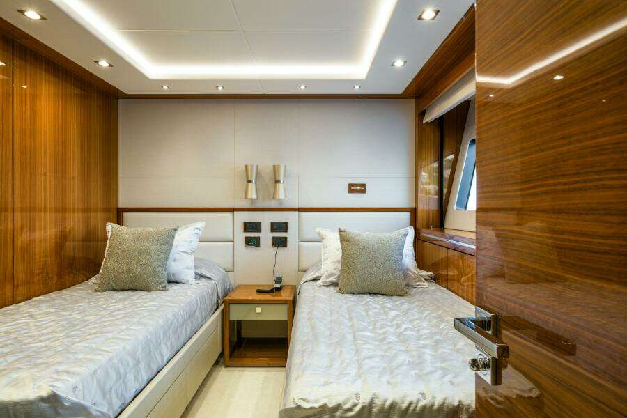 2018 Sunseeker Sunseeker 116 Yacht