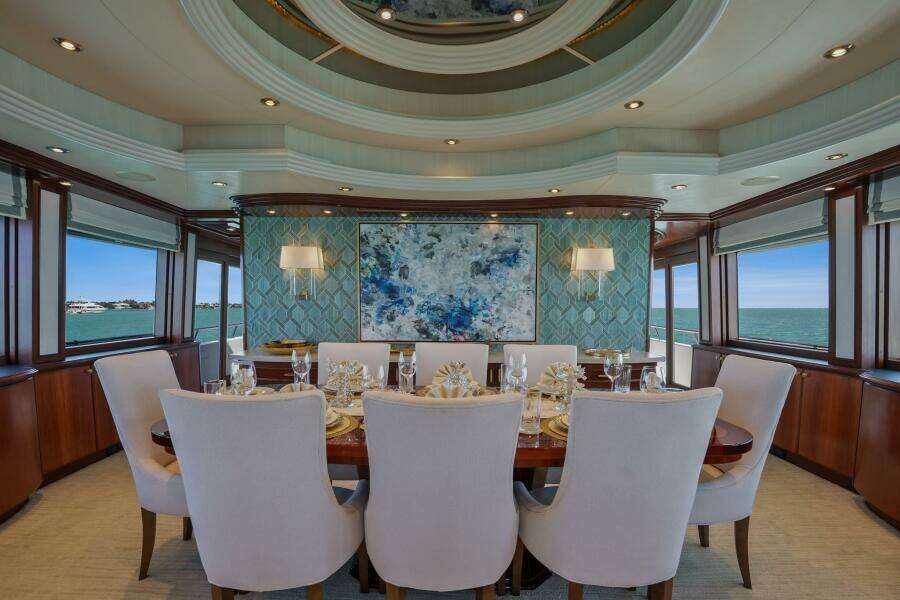 2004 Crescent Raised Pilothouse