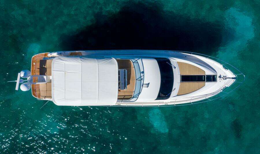 2014 Fairline Squadron 65