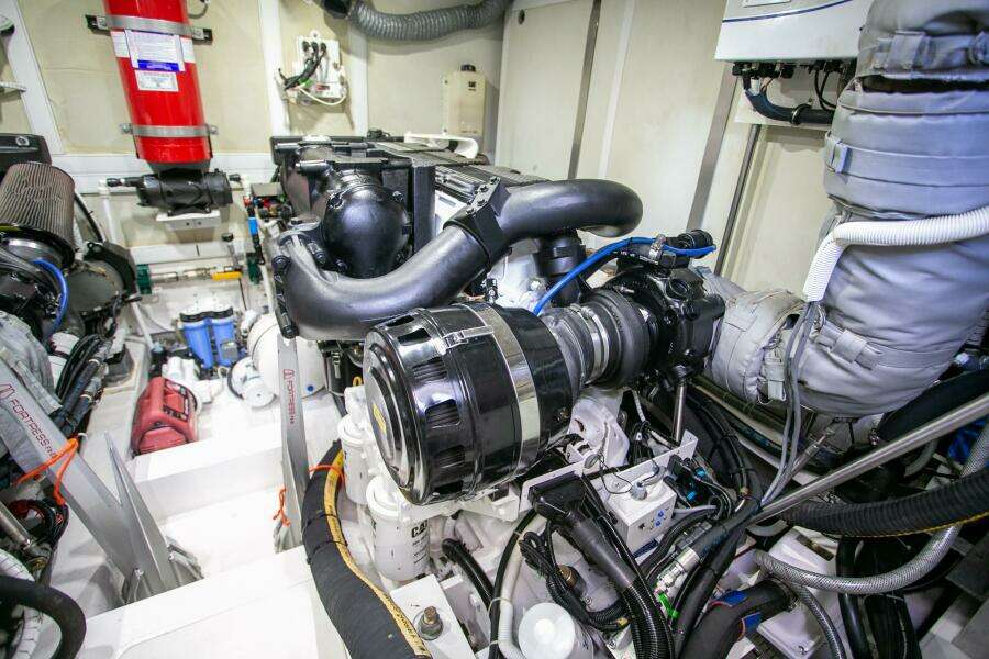 2014 Fairline Squadron 65