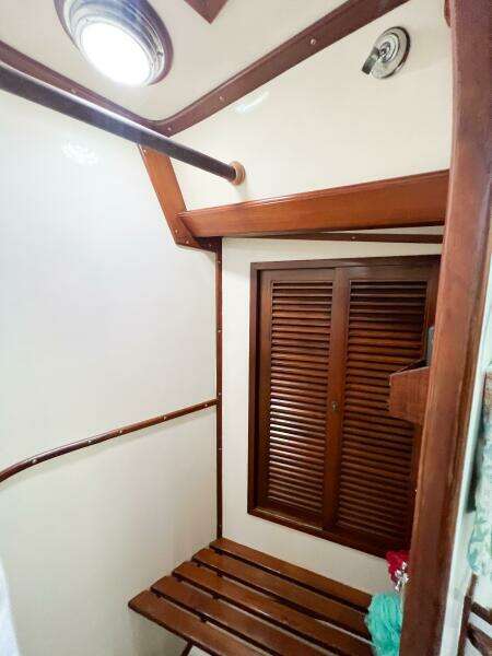 1986 Tayana Vancouver 42