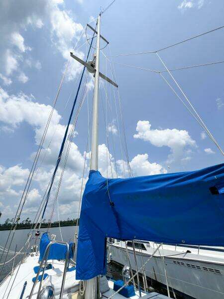 1986 Tayana Vancouver 42