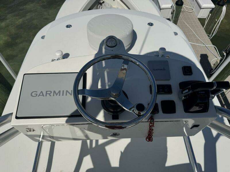 2014 SeaVee 390B Center Console