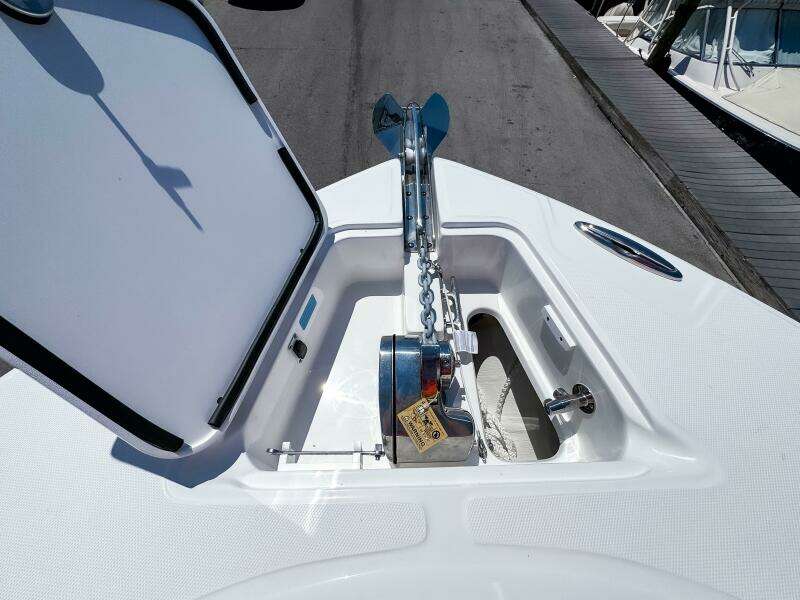 2025 Edgewater 325CC