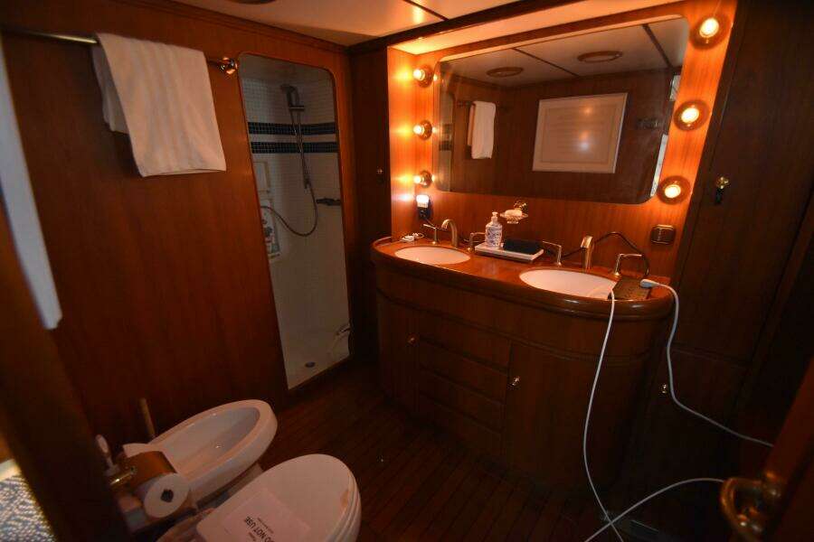 1987 Jongert 78 Motor Yacht Power 9800998 978613251 0 200520250901 52