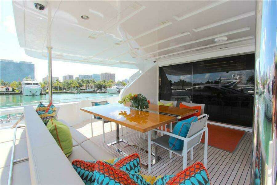 CHITOCHI 108' | 32m Custom Line 2016