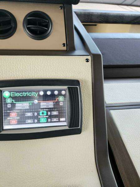 2014 Azimut Flybridge