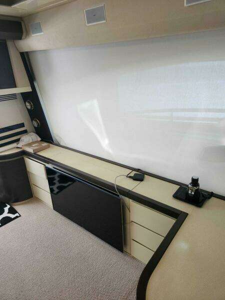 2014 Azimut Flybridge