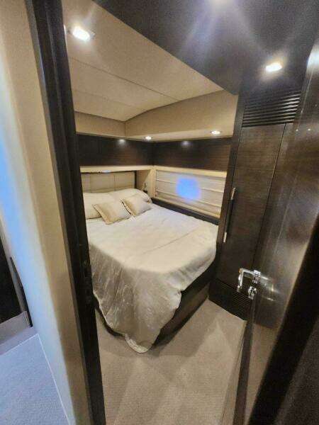 2014 Azimut Flybridge