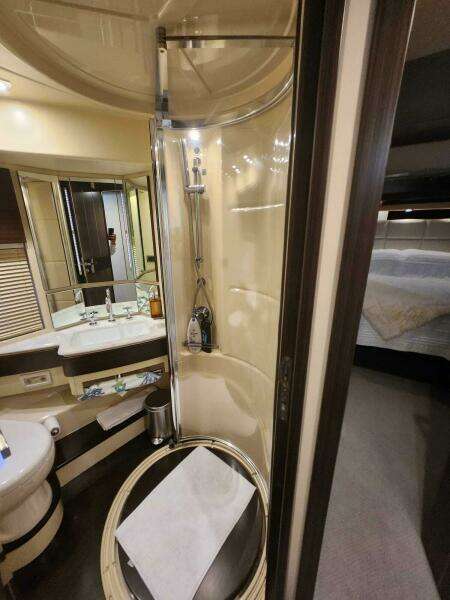 2014 Azimut Flybridge
