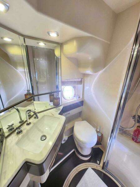 2014 Azimut Flybridge