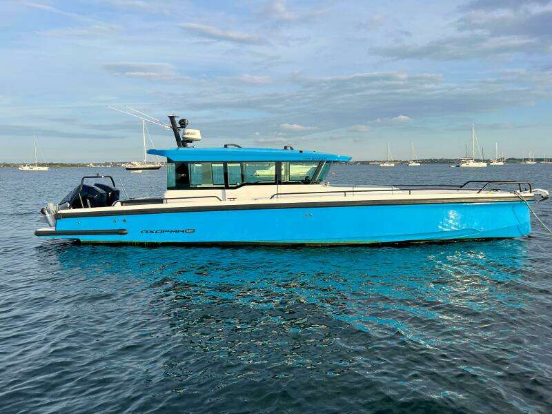 2020 Axopar 37 XC