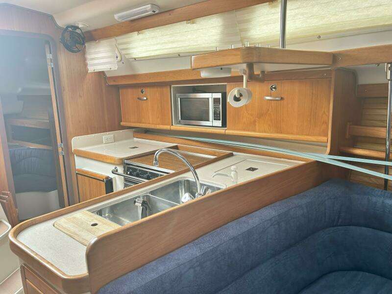 1999 Catalina 380