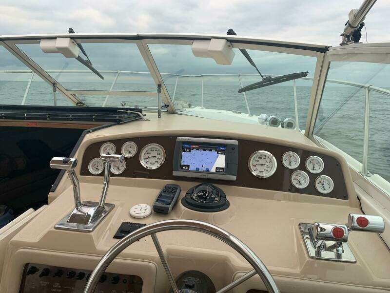 1993 Sea Ray 310 Amberjack