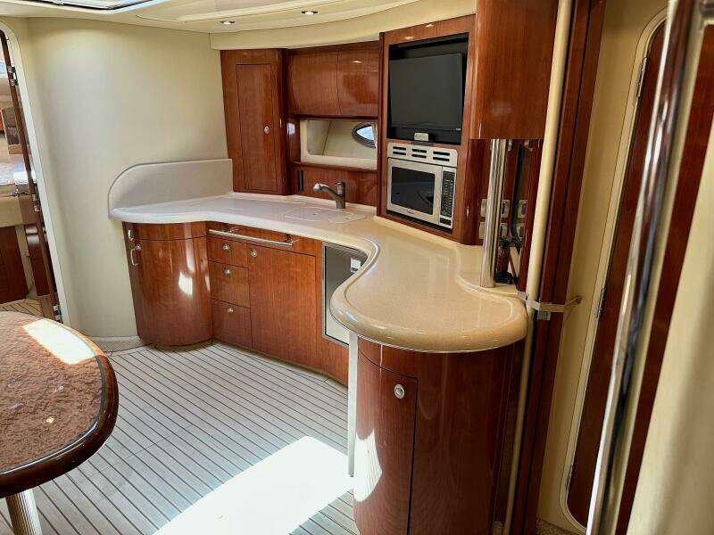2004 Sea Ray 420 Sundancer