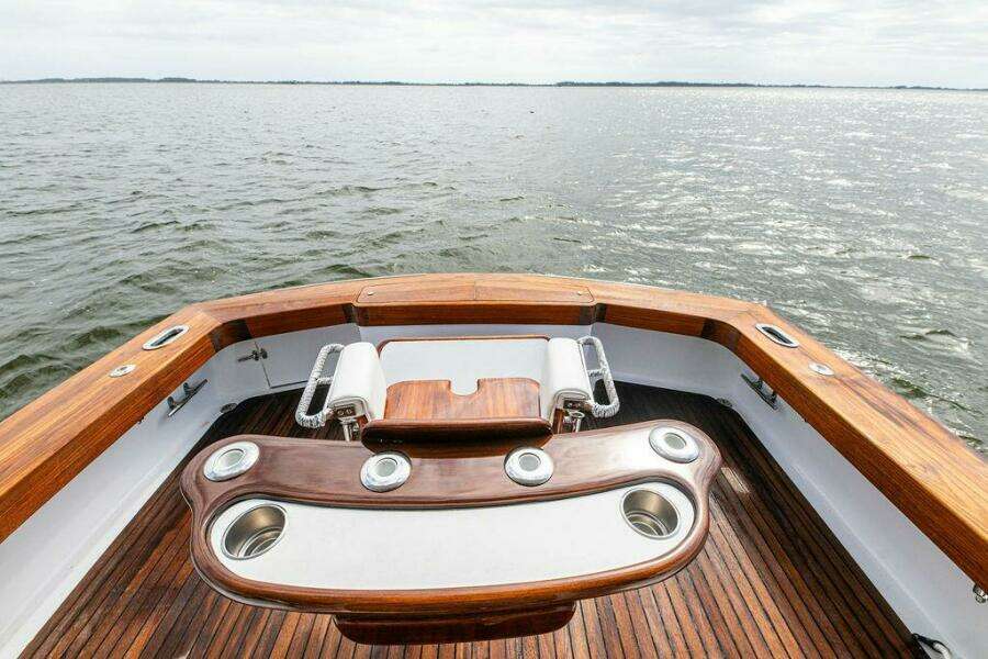 1984 Custom Carolina Scarborough