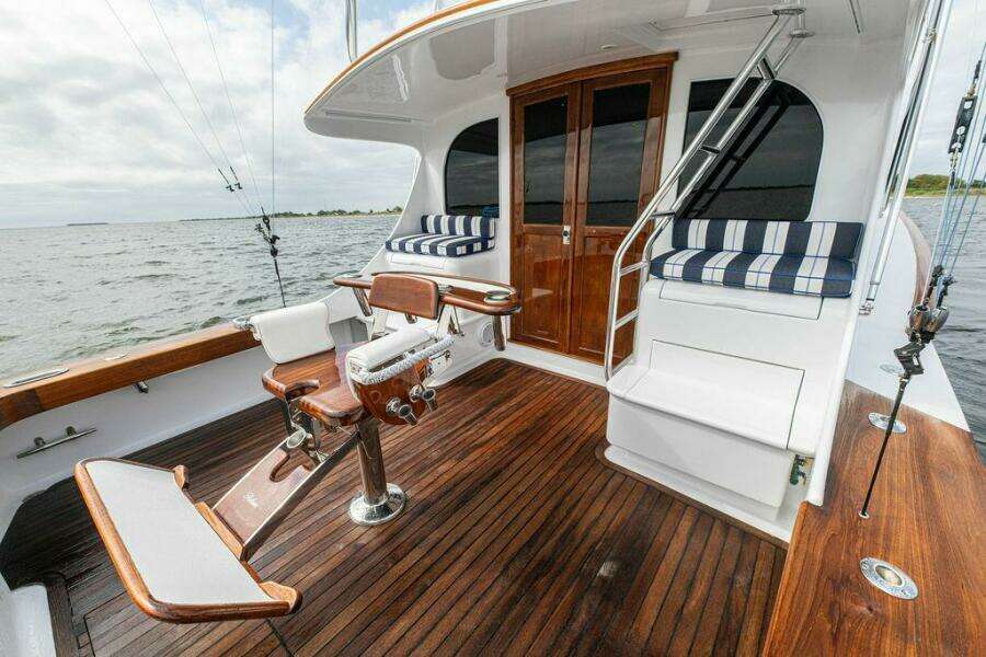 1984 Custom Carolina Scarborough