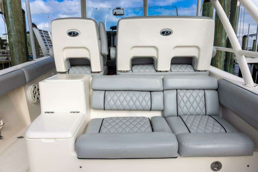 2012 Pursuit ST 310 Sport