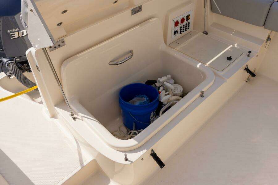 2012 Pursuit ST 310 Sport