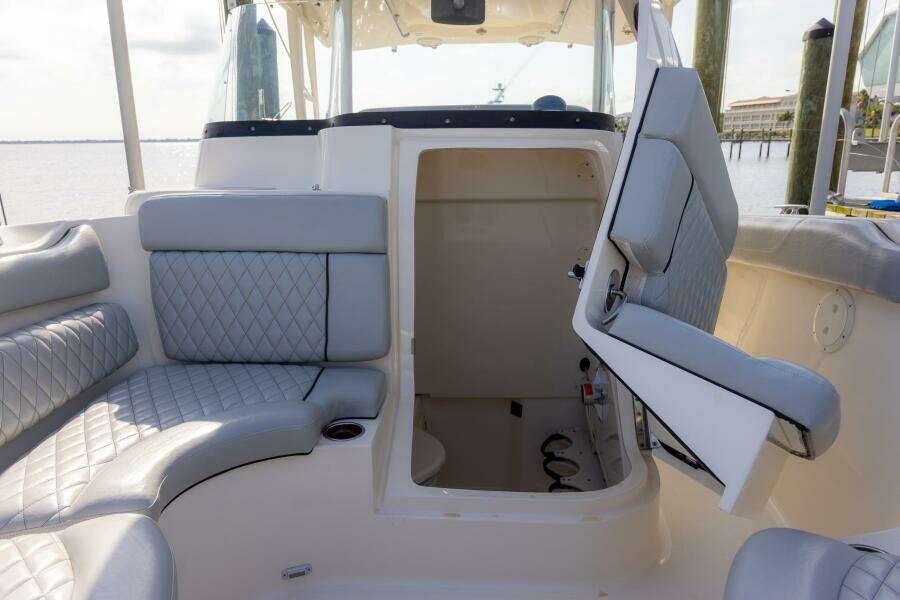 2012 Pursuit ST 310 Sport