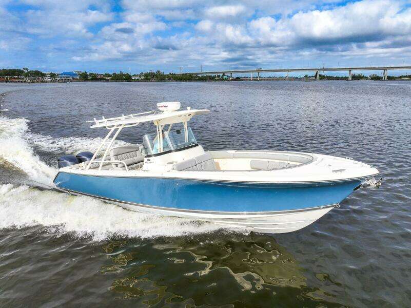 2012 Pursuit ST 310 Sport