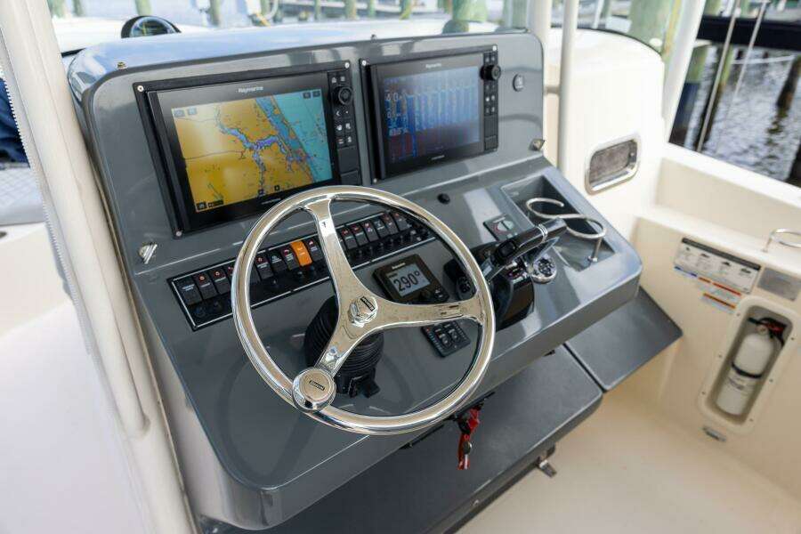 2012 Pursuit ST 310 Sport