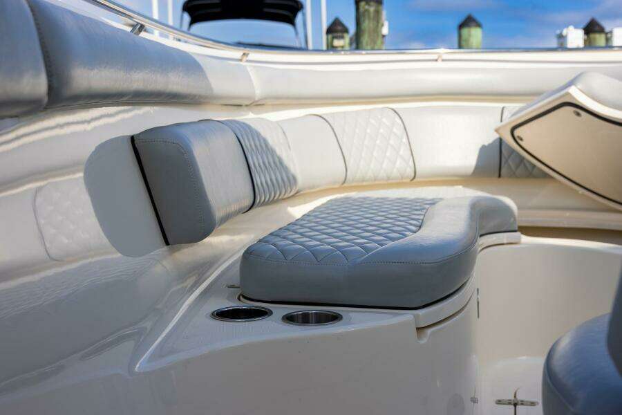 2012 Pursuit ST 310 Sport