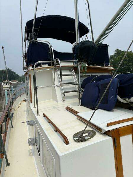 1978 Grand Banks 36  Classic